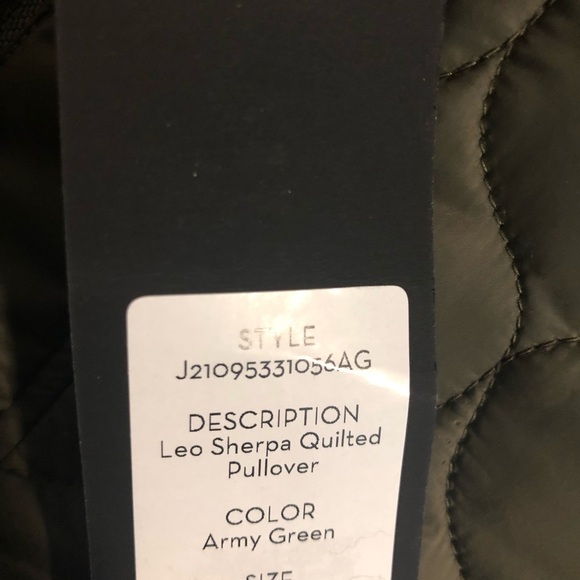 NWT Veronica Beard Leo High Pile Fleece Quilted Pullover size M - Picture 4 of 15